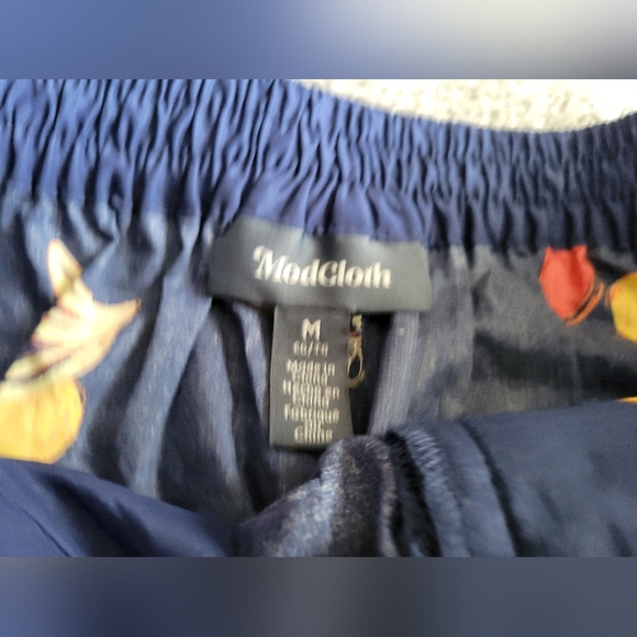 Modcloth A-Line Midi Skirt Fruit Print Size Med - Picture 4 of 6